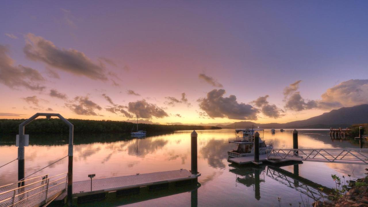 Lucinda Fishing Lodge Bagian luar foto